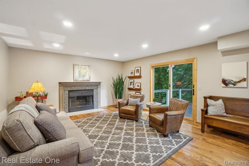 11175 SAND CRANE Way, South Lyon, MI 48178 — Photo 14