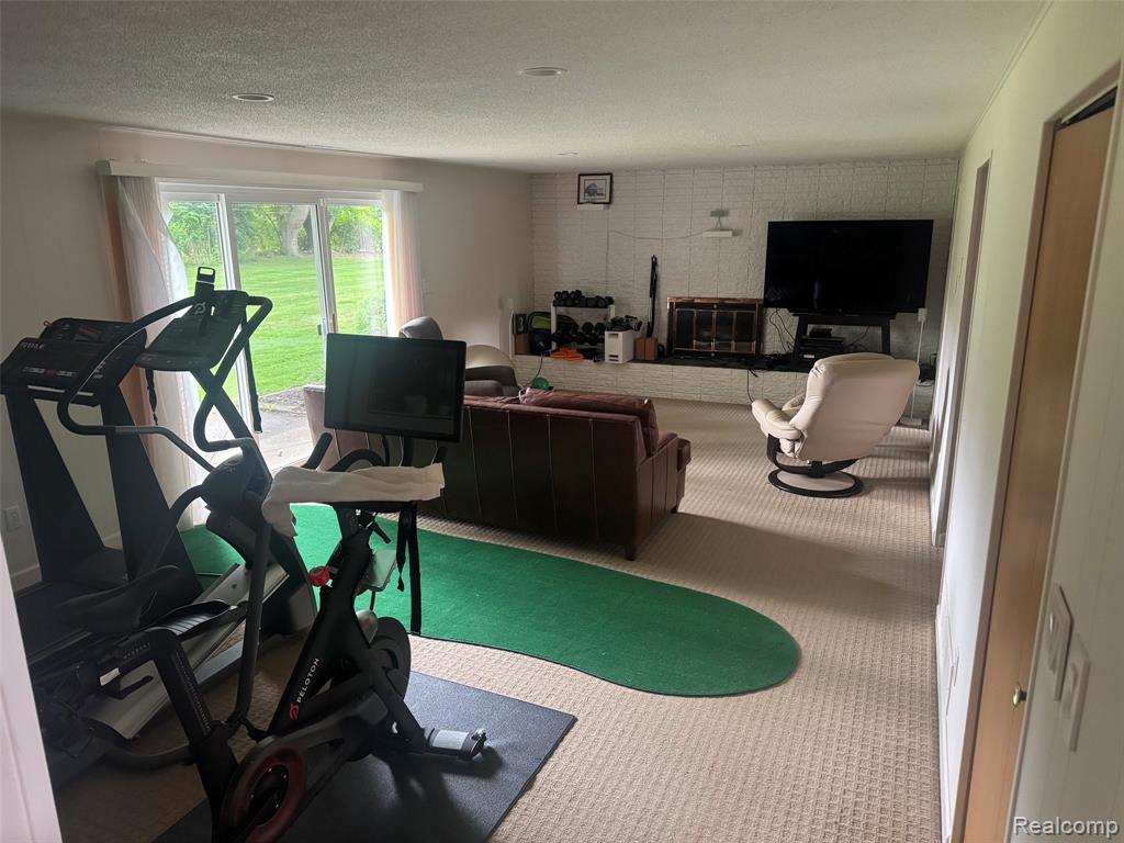 6925 Windham Lane, Bloomfield Hills, MI 48301 — Photo 27