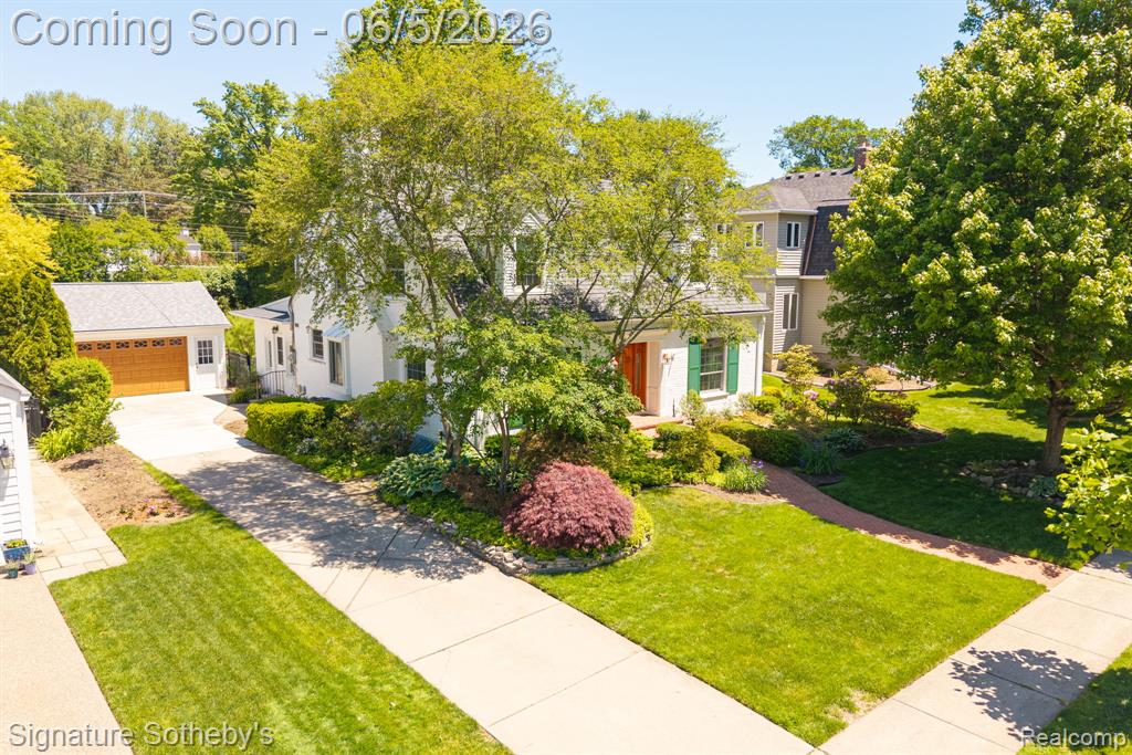 274 Hillcrest Avenue, Grosse Pointe, MI 48236 — Photo 2