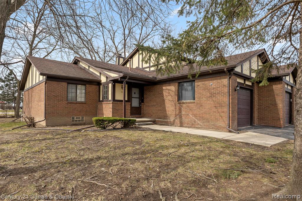 41 Parkplace W, Allen Park, MI 48101 — front exterior