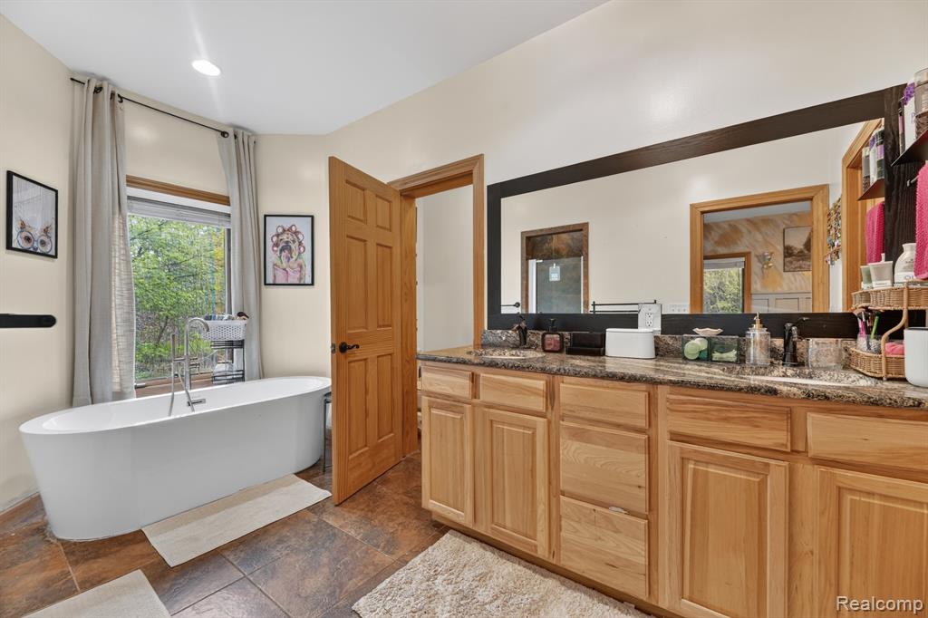 3845 Lake Lapeer Drive, Metamora, MI 48455 — Photo 26