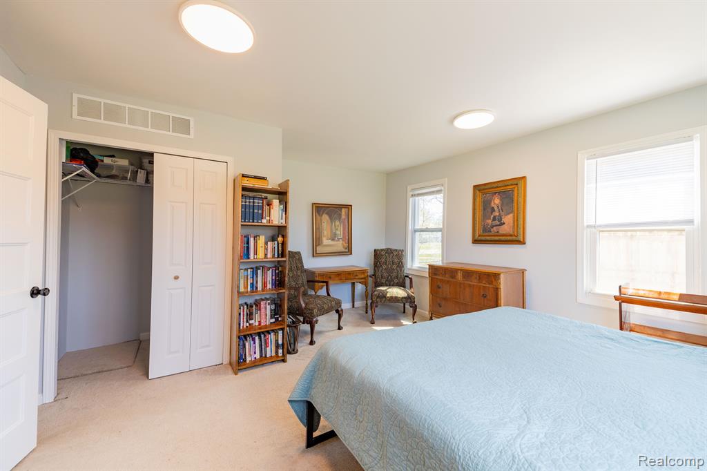 1241 RAMBLING Road, Ypsilanti, MI 48198 — Photo 13