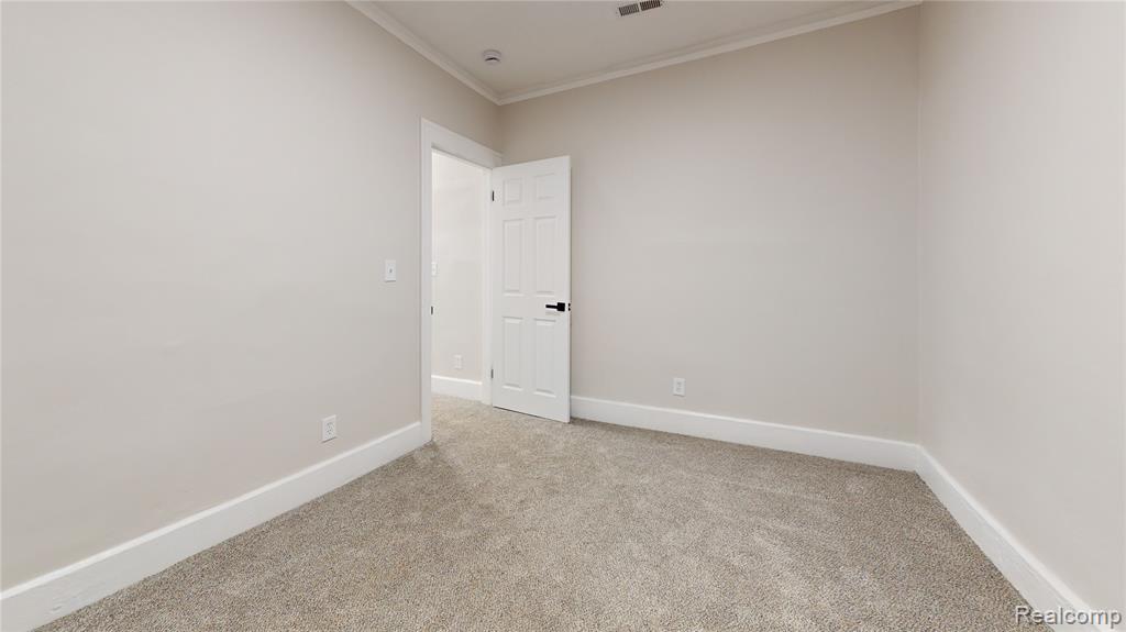12061 Cloverlawn Street, Detroit, MI 48204 — Photo 9