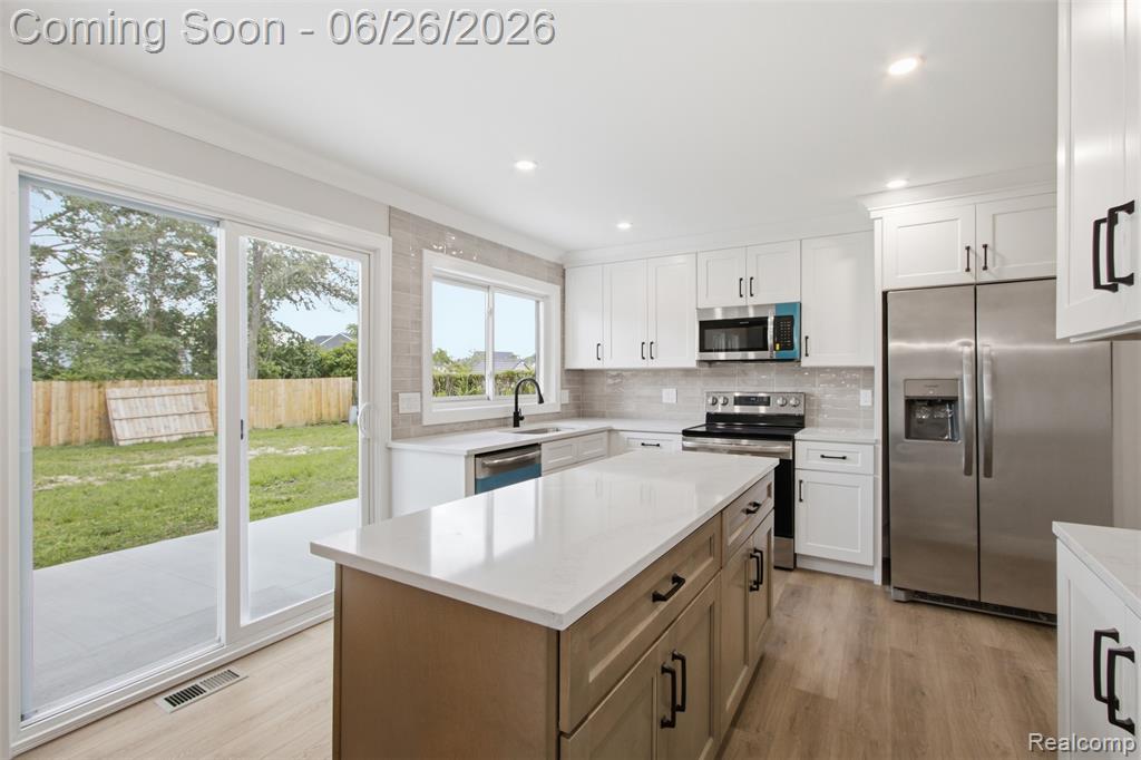 54319 Bradshaw Drive, New Baltimore, MI 48047 — Photo 12