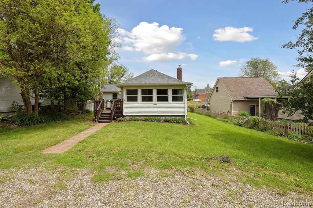 8084 Euclid, Salem, MI 48175 — Photo 2