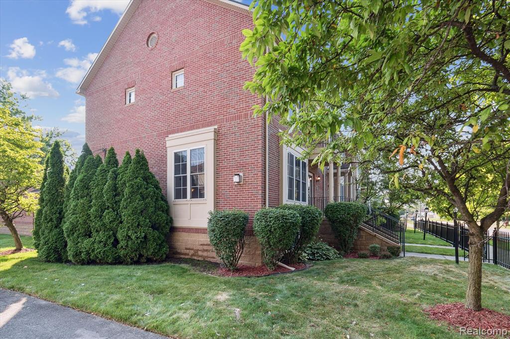 1500 Sheridan Street, 17, Detroit, MI 48214 — Photo 4