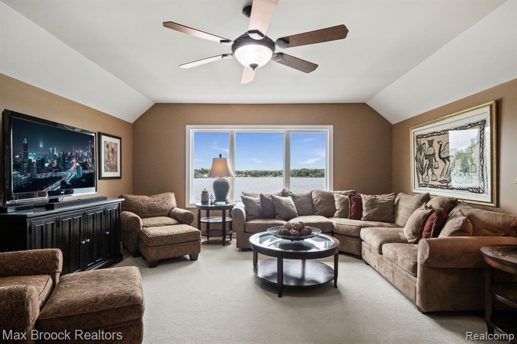 9522 Silverside, South Lyon, MI 48178 — Photo 27