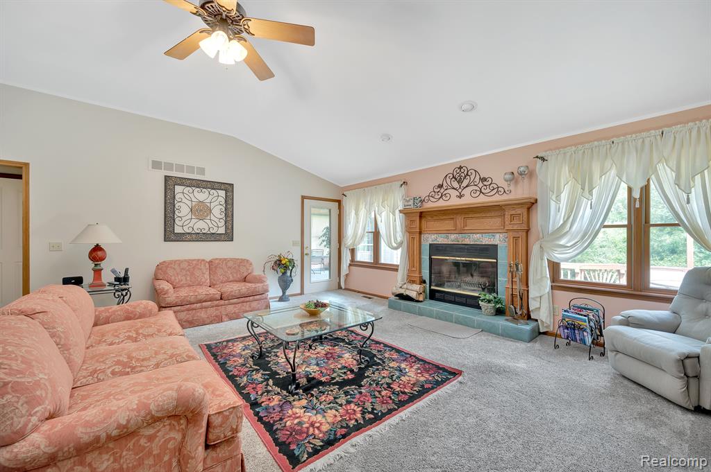 1426 Rillview Court, Metamora, MI 48455 — Photo 10