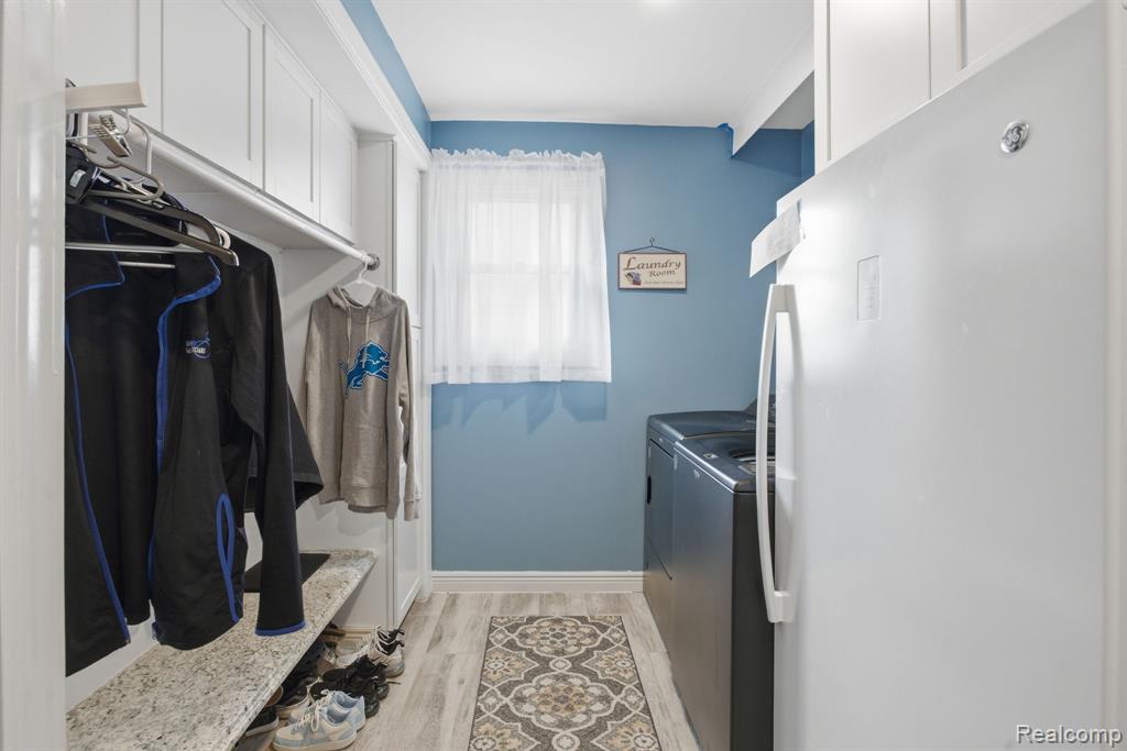 1275 Hendrie, Canton, MI 48187 — Photo 36