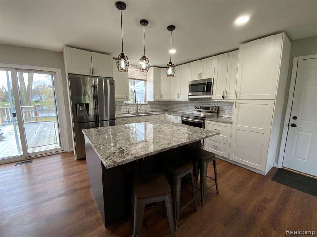 4544 HILLVIEW Shores, Clarkston, MI 48348 — Photo 5