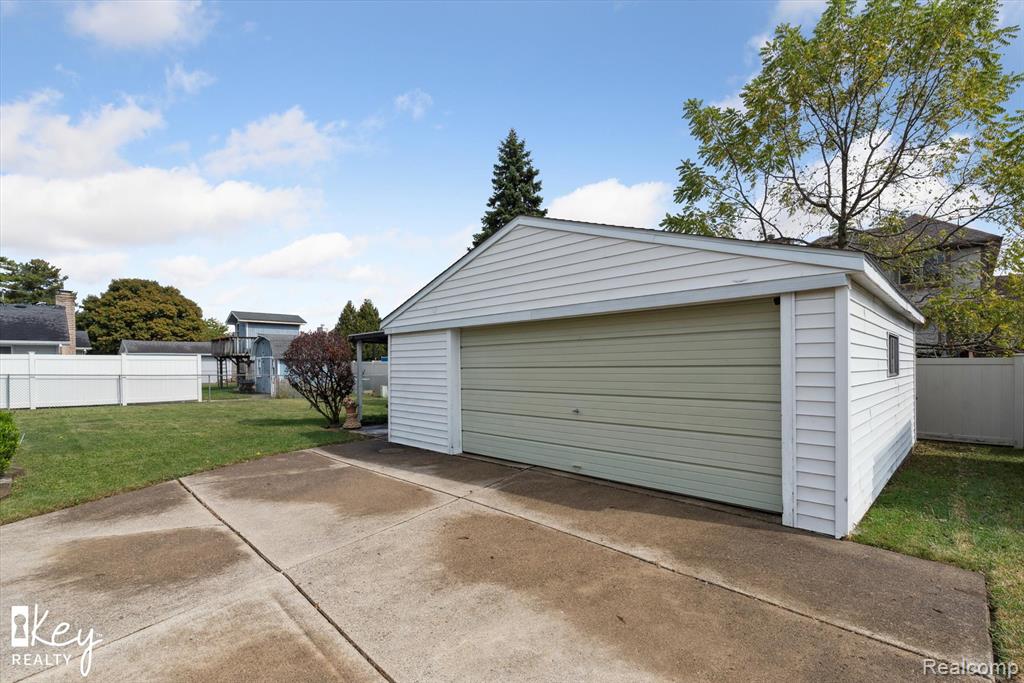 32403 Truman Road, Rockwood, MI — Photo 40