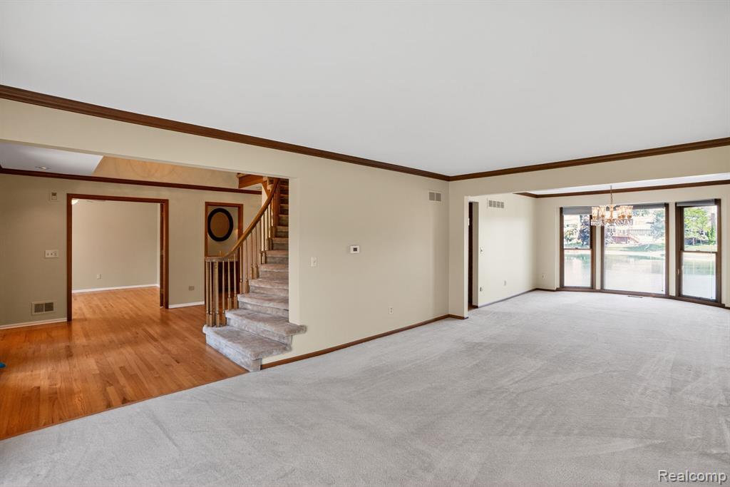 48342 Lake Valley Drive, Shelby Twp, MI 48317 — Photo 14