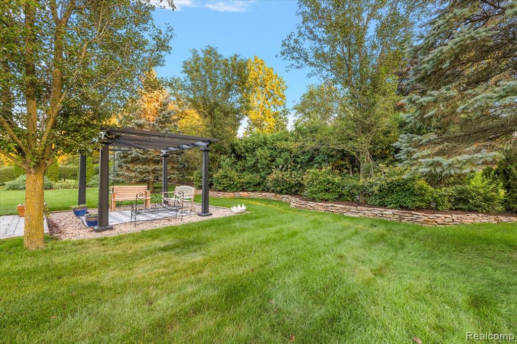 960 N Reading Road, Bloomfield Hills, MI 48304 — Photo 36