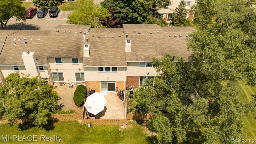 1599 Brentwood Drive, Troy, MI 48098 — Photo 49