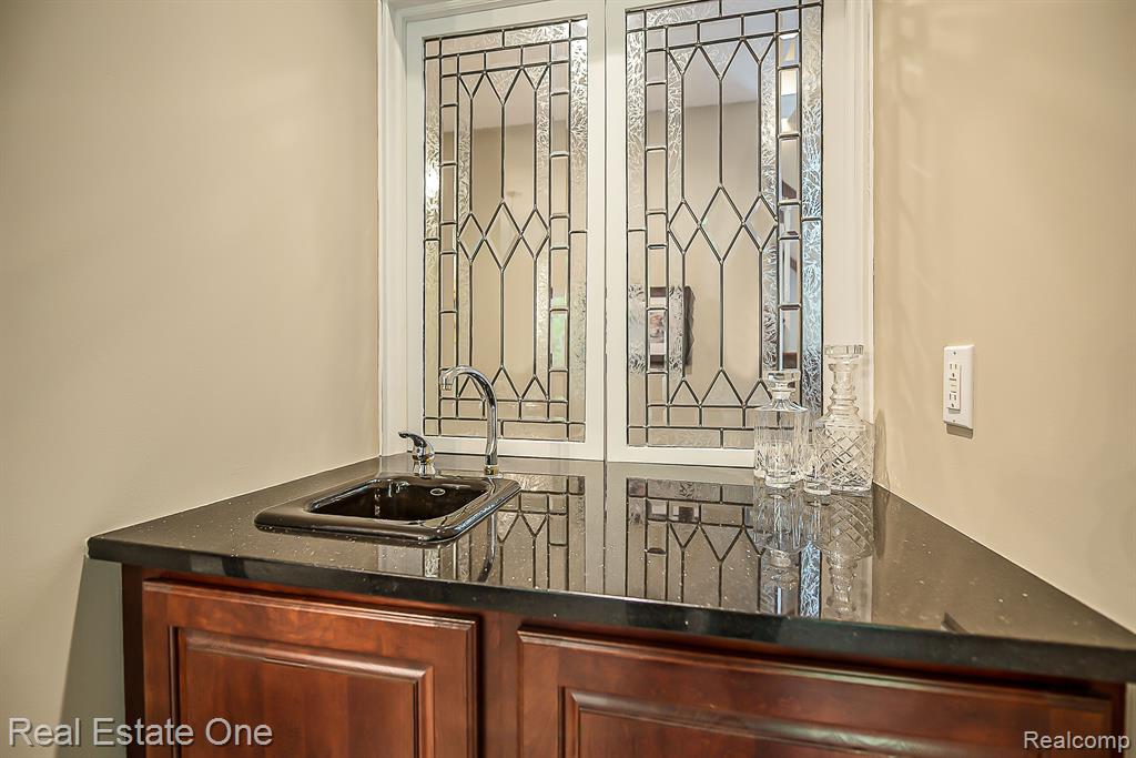 8444 CLIMBING Way, Pinckney, MI 48169 — Photo 19