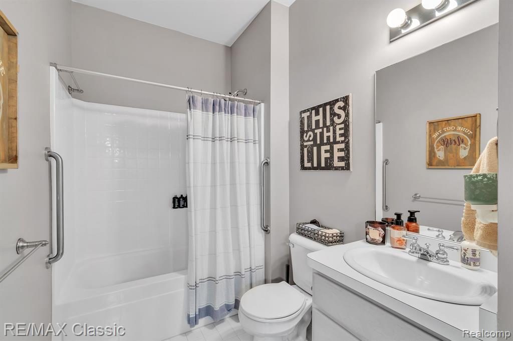 50403 MONROE Street, Canton, MI 48188 — Photo 20