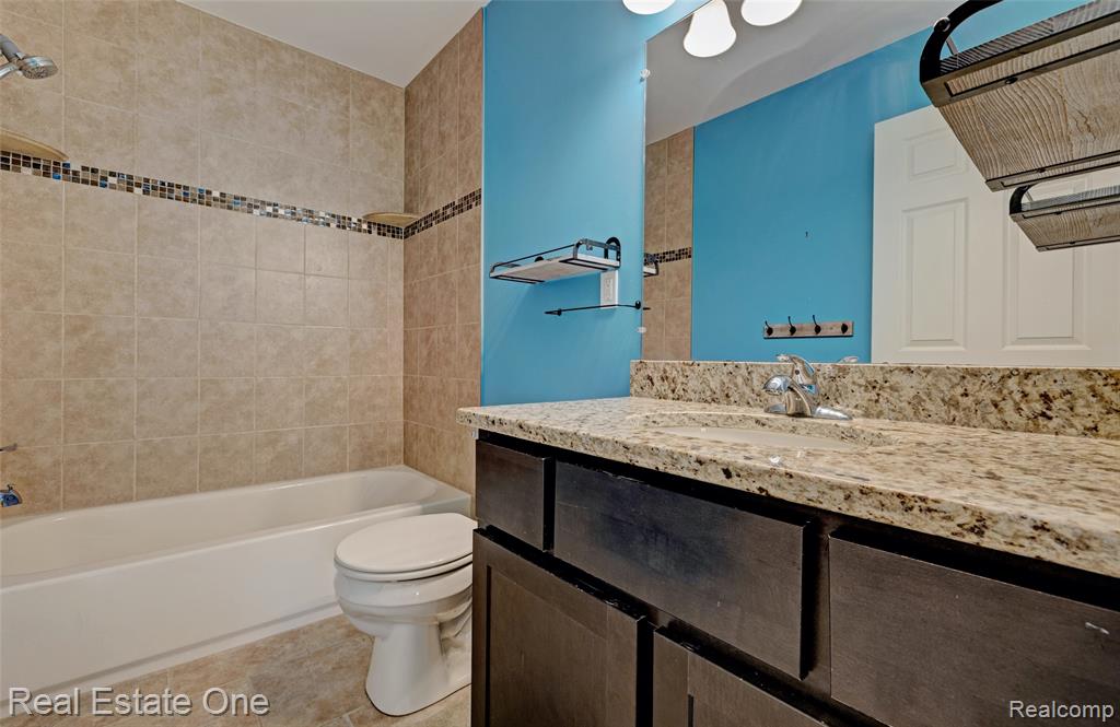 10464 Grandview Drive, Atlas, MI — Photo 38