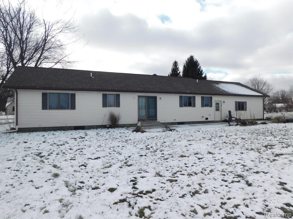 410 GOLF VIEW Drive, Sandusky, MI 48471 — Photo 7