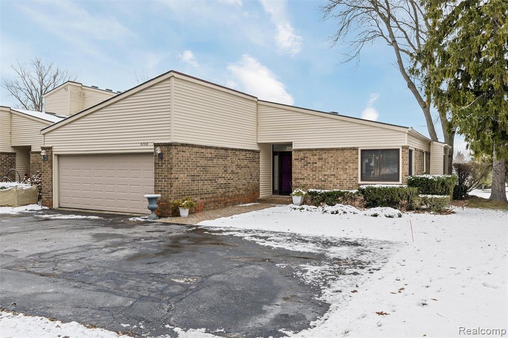 4260 Wabeek Lake Drive S, Bloomfield Hills, MI 48302 — Photo 4