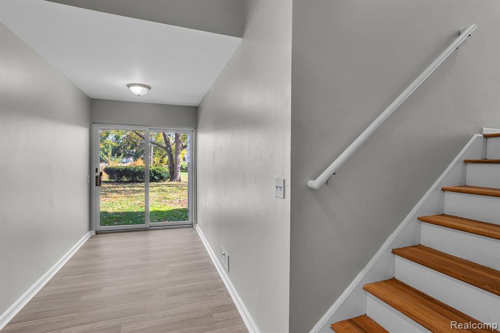 7828 KAISER Street, Canton, MI 48187 — Photo 11