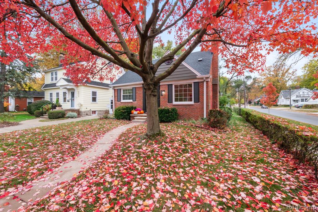 602 Lawson Street, Royal Oak, MI 48067 — Photo 2