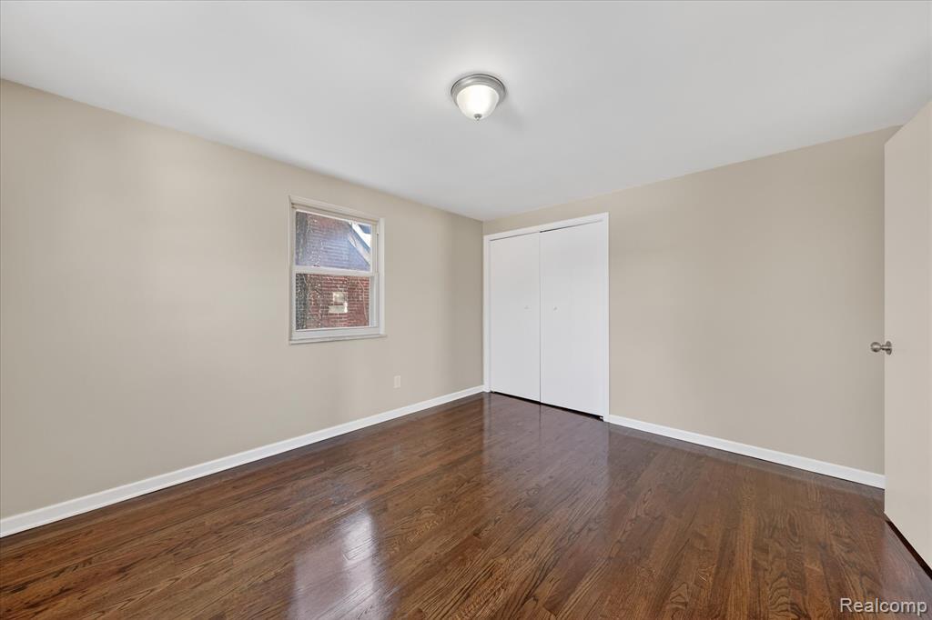 16844 Shaftsbury Avenue, Detroit, MI 48219 — Photo 23