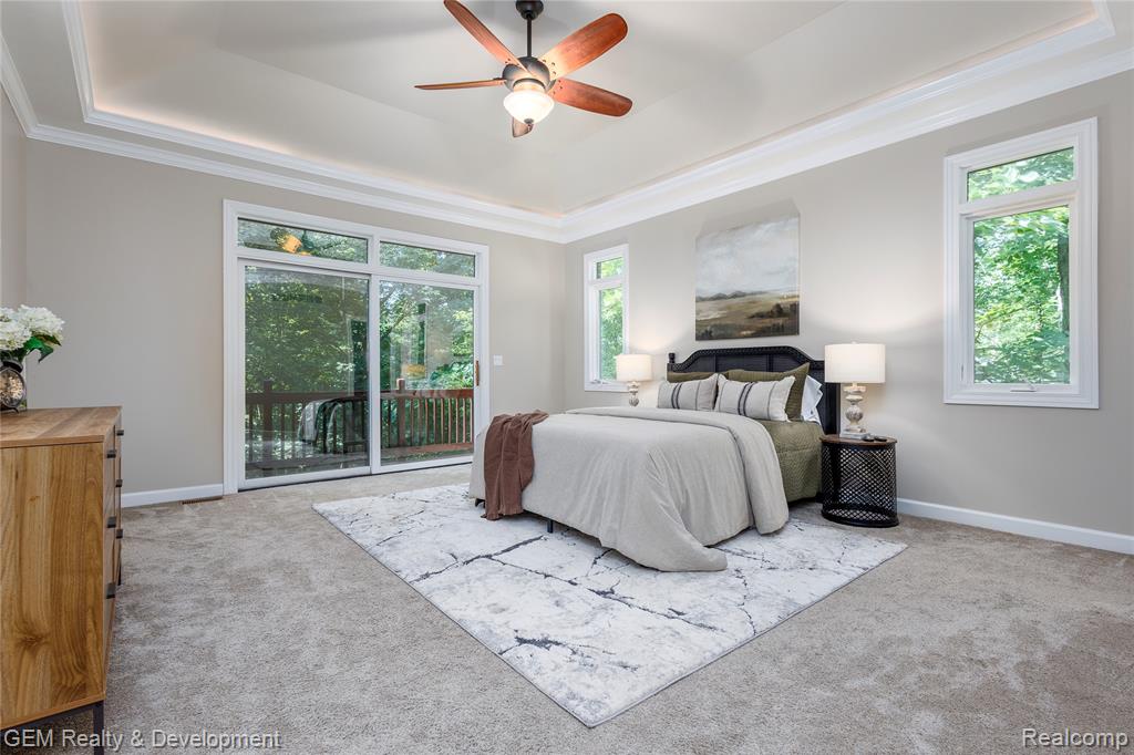 9054 Green Hickory Lane, Fenton, MI 48430 — Photo 24