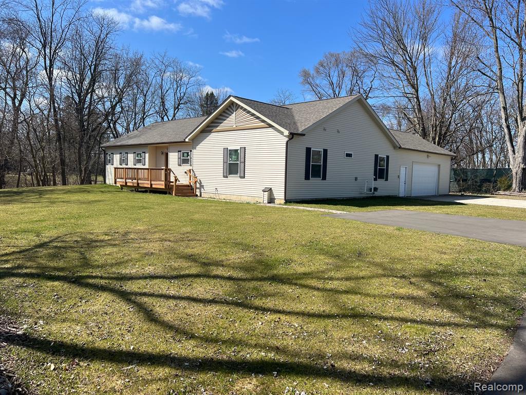 9090 CHILSON Road, Brighton, MI 48116 — Photo 2