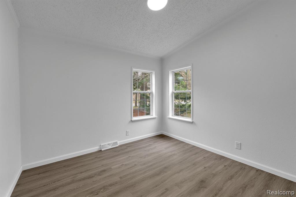36085 Wick Road, Romulus, MI 48174 — Photo 37