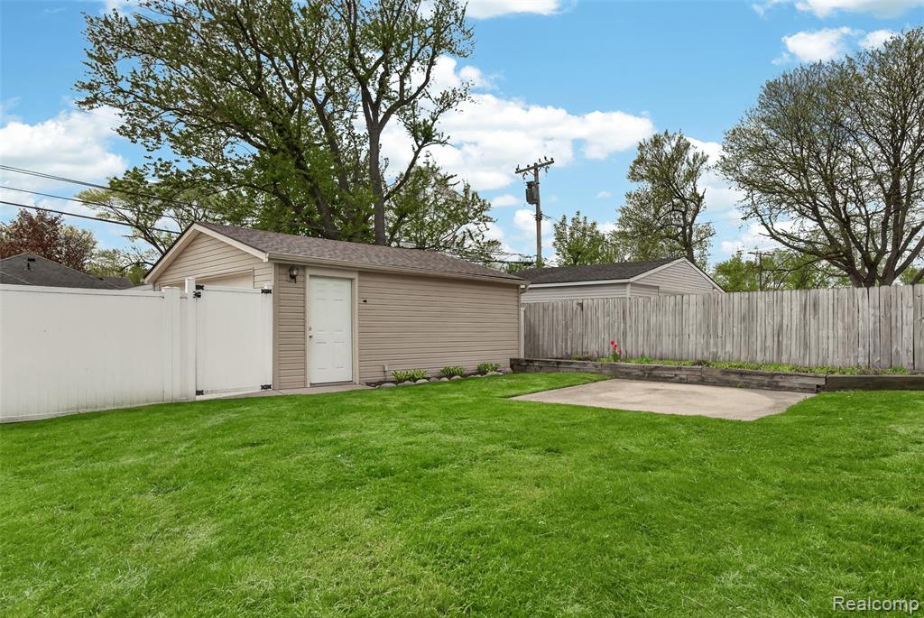 1283 West Boulevard, Berkley, MI 48072 — Photo 23