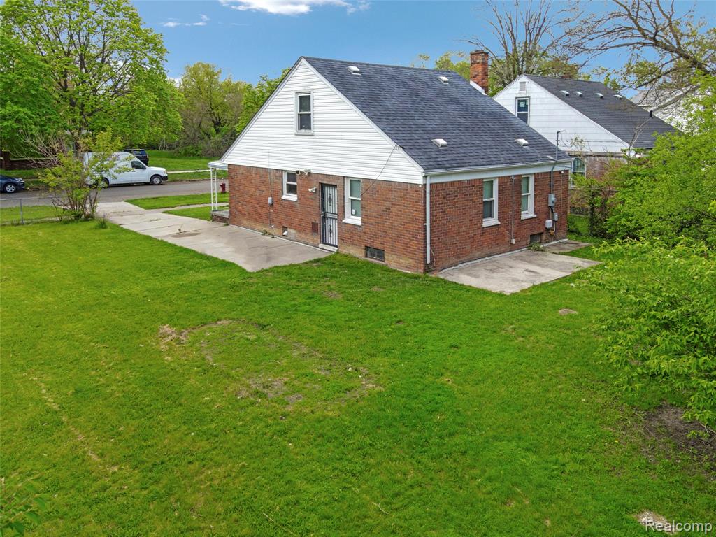 19674 Irvington Street, Highland Park, MI 48203 — Photo 28