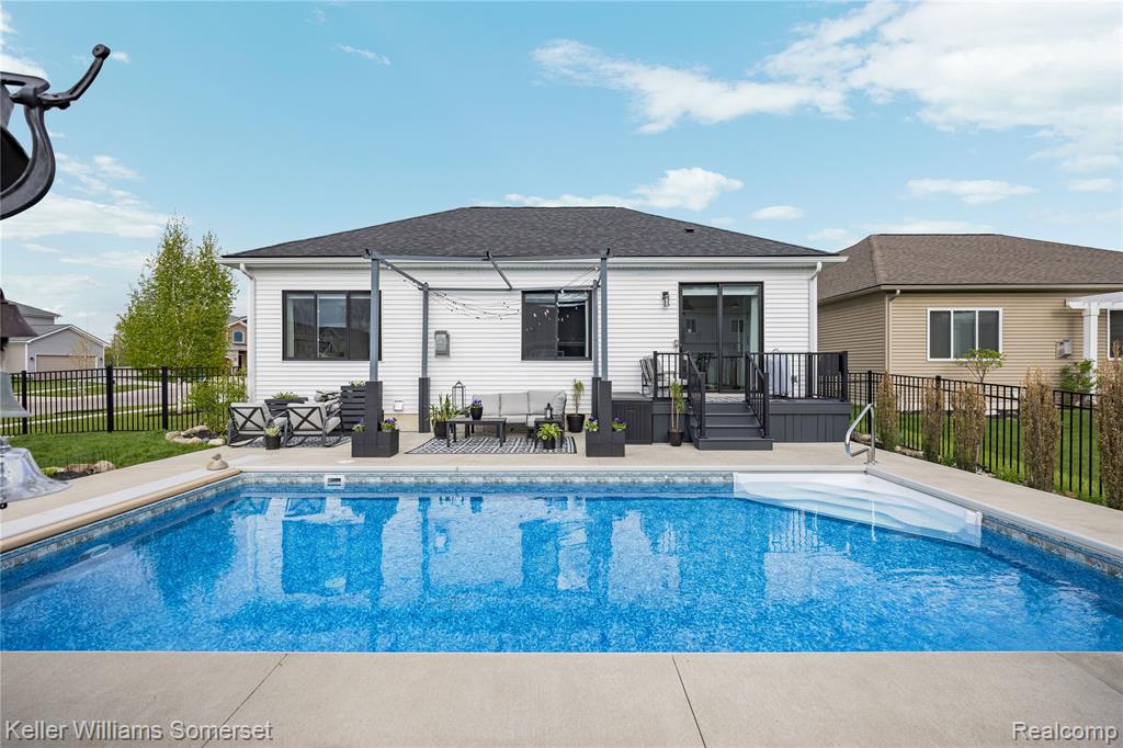 328 Hidden E, Holly, MI 48442 — Photo 44