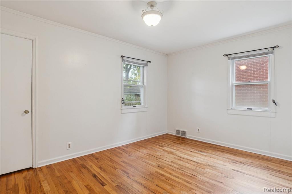 540 N York Street, Dearborn, MI 48128 — Photo 24