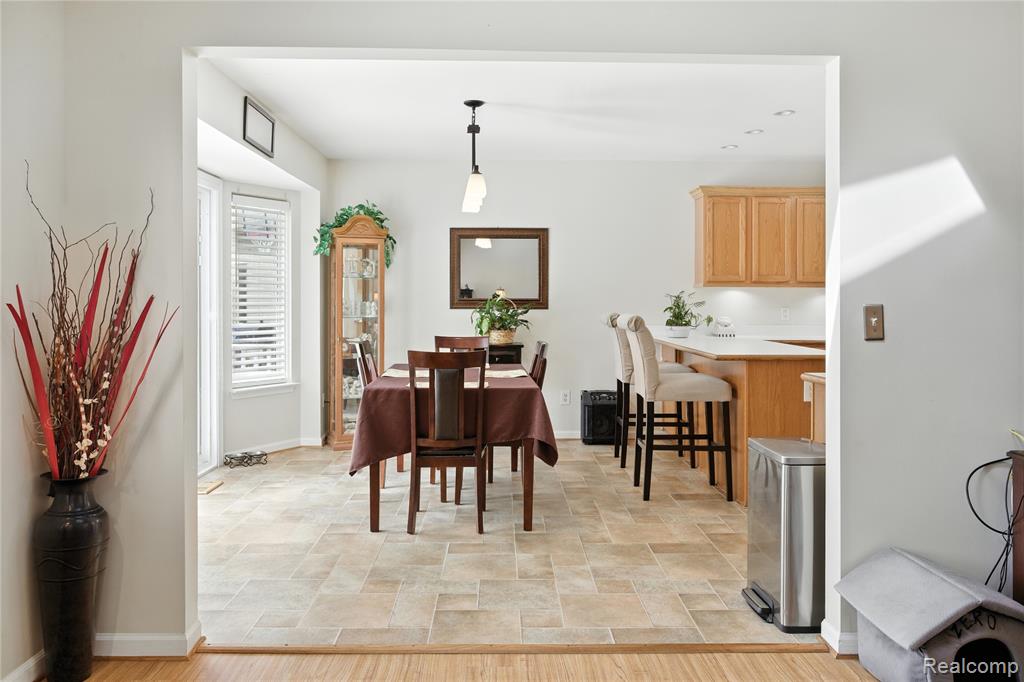28922 Sugar Island Court, Gibraltar, MI — Photo 3