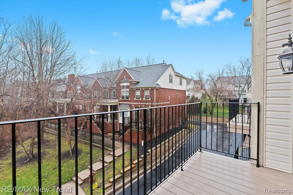 662 Village Lane, Milford, MI 48381 — Photo 36