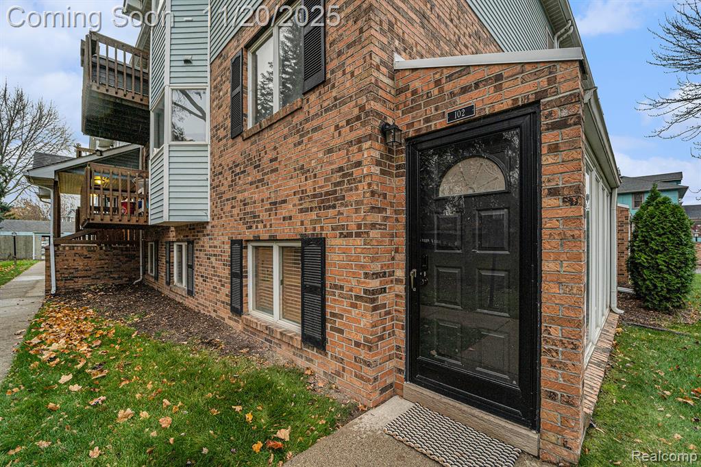 102 Pinewood Circle, Plymouth, MI 48170 — Photo 21