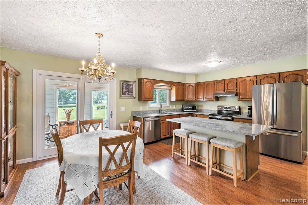 457 Inverness Street, Howell, MI 48843 — Photo 7