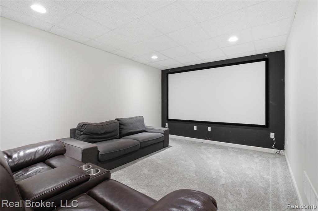 26978 Maxwell Court, Novi, MI — Photo 32