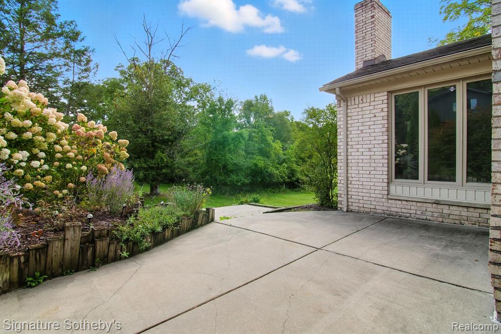 5130 Provincial Drive, Bloomfield Hills, MI 48302 — Photo 22