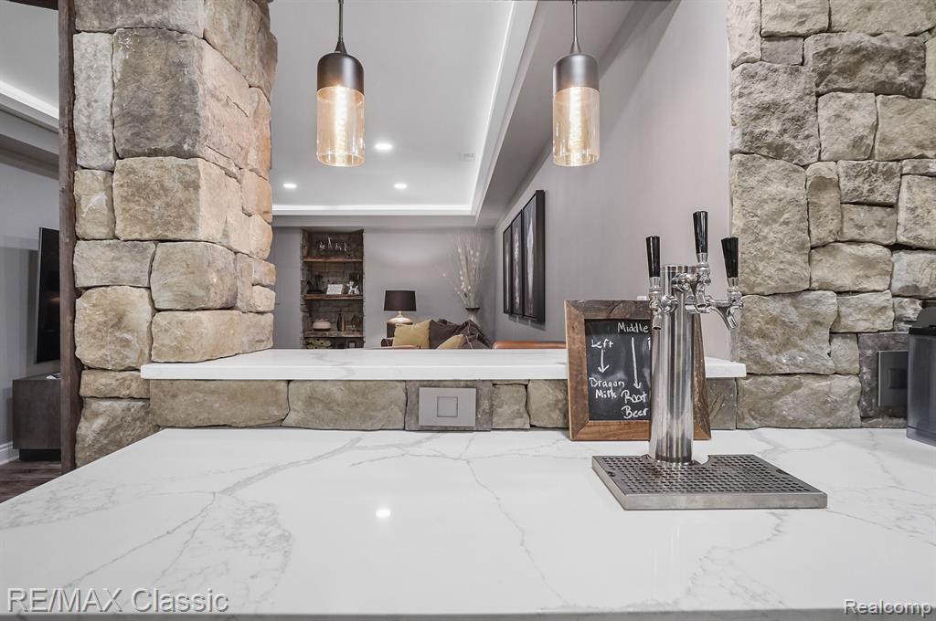 50757 CALVERT ISLE Drive, Novi, MI — Photo 70