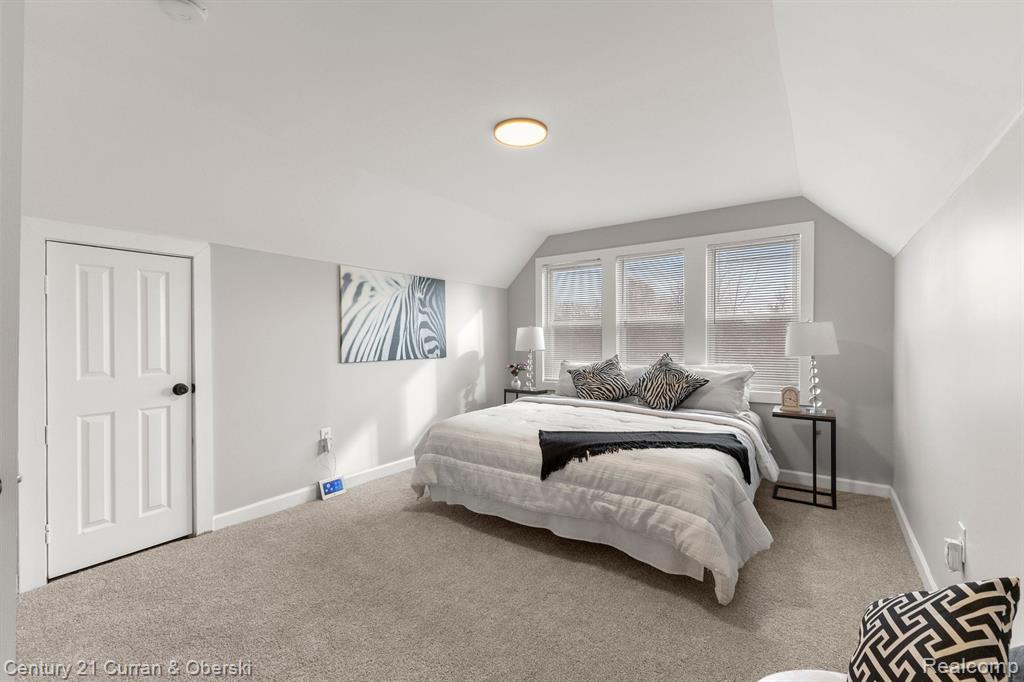 3843 MARTIN Street, Detroit, MI 48210 — Photo 38