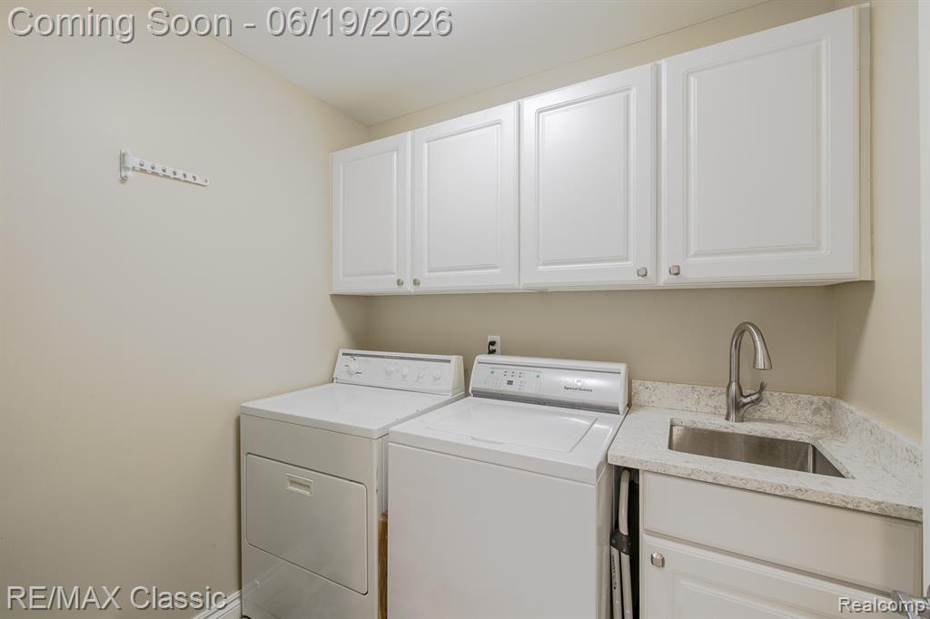 980 Sunset Drive, Waterford, MI 48328 — Photo 41