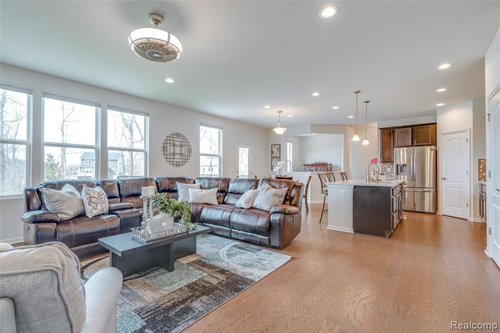 58904 Calabrese Drive, South Lyon, MI 48178 — Photo 25