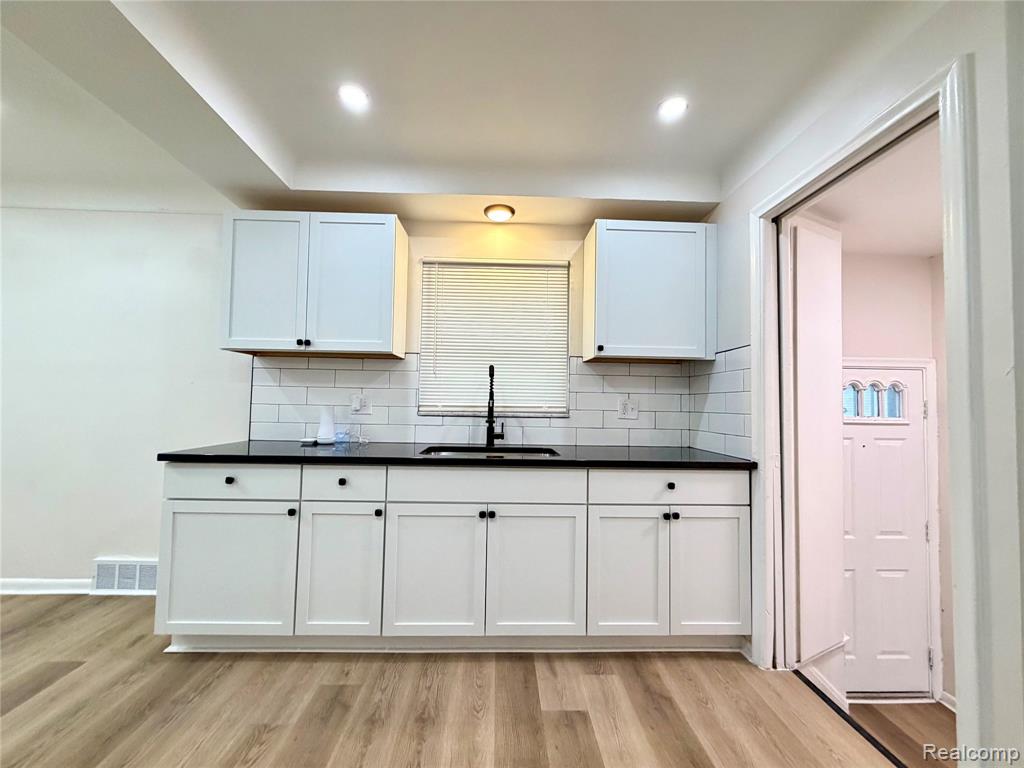 13540 E State Fair Street, Detroit, MI 48205 — Photo 25