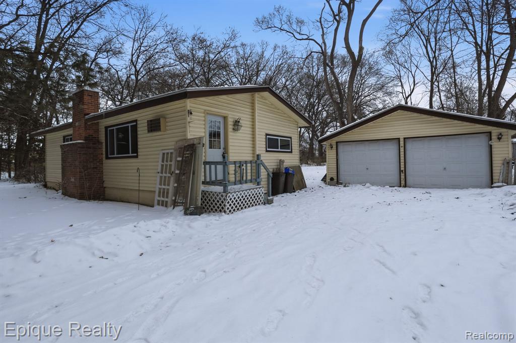 4120 Velma Drive, Fort Gratiot, MI 48059 — front exterior