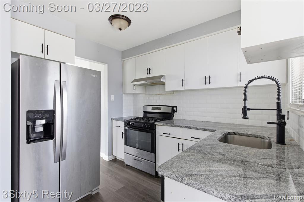 21950 Coolidge Highway, Oak Park, MI 48237 — Photo 7