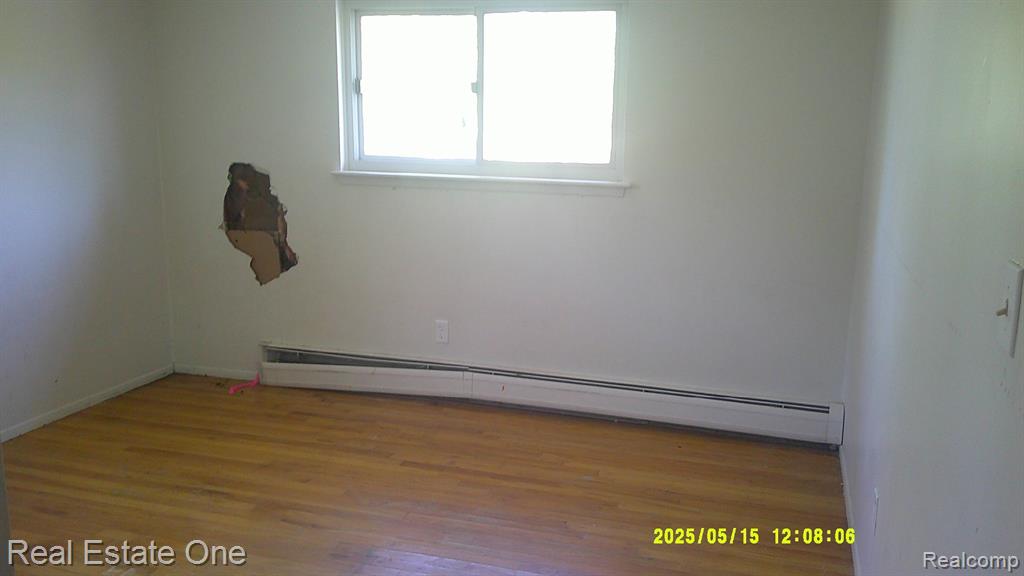 8240 HAMPTON Road, Grosse Ile, MI 48138 — Photo 10