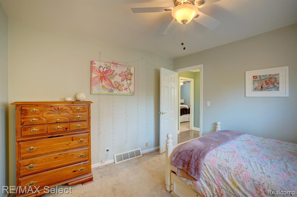 848 HILBERG Street, Oxford, MI 48371 — Photo 12