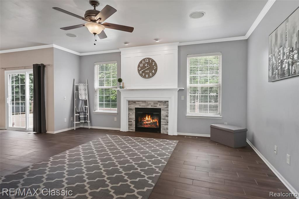 6323 Moonstone Dr, Grand Blanc, MI 48439 — Photo 8