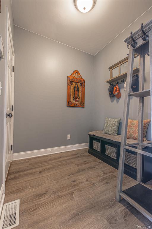 4670 HARVEST Row, MI 48049 — Photo 34